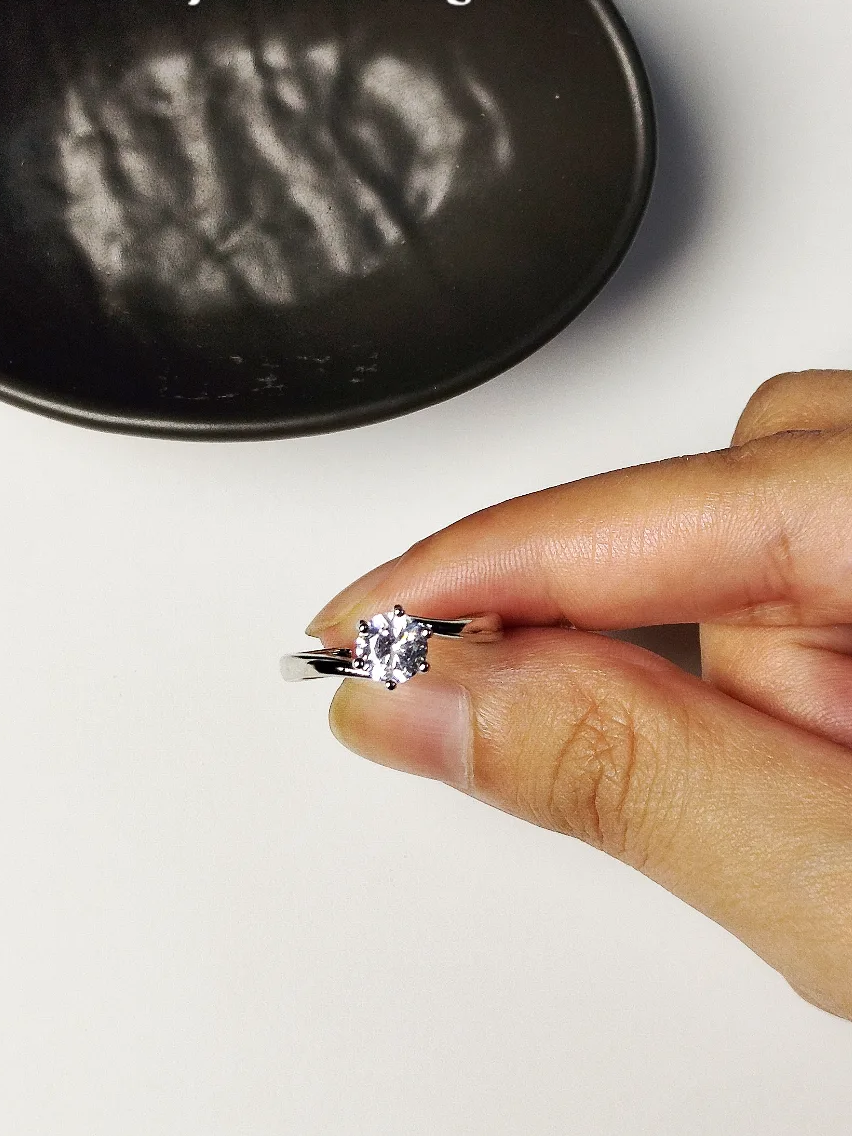 Classic Solitaire ring